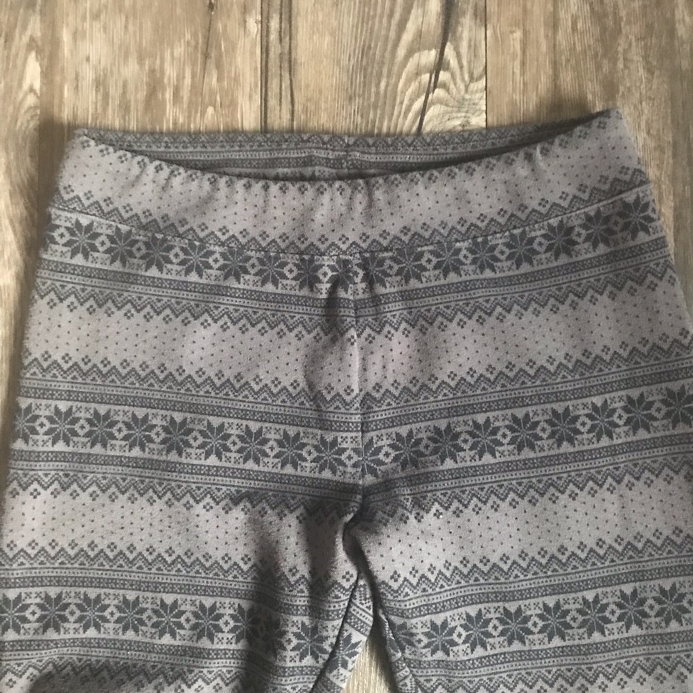 FIREFLY Fairisle Grey/Black Leggings - Picture 4 of 7